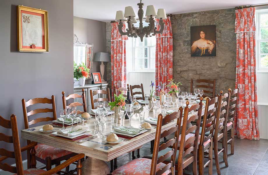 private dining room