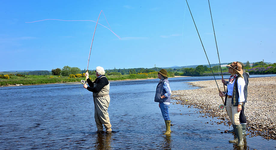 Learning Salmon Fishing at Meikleour